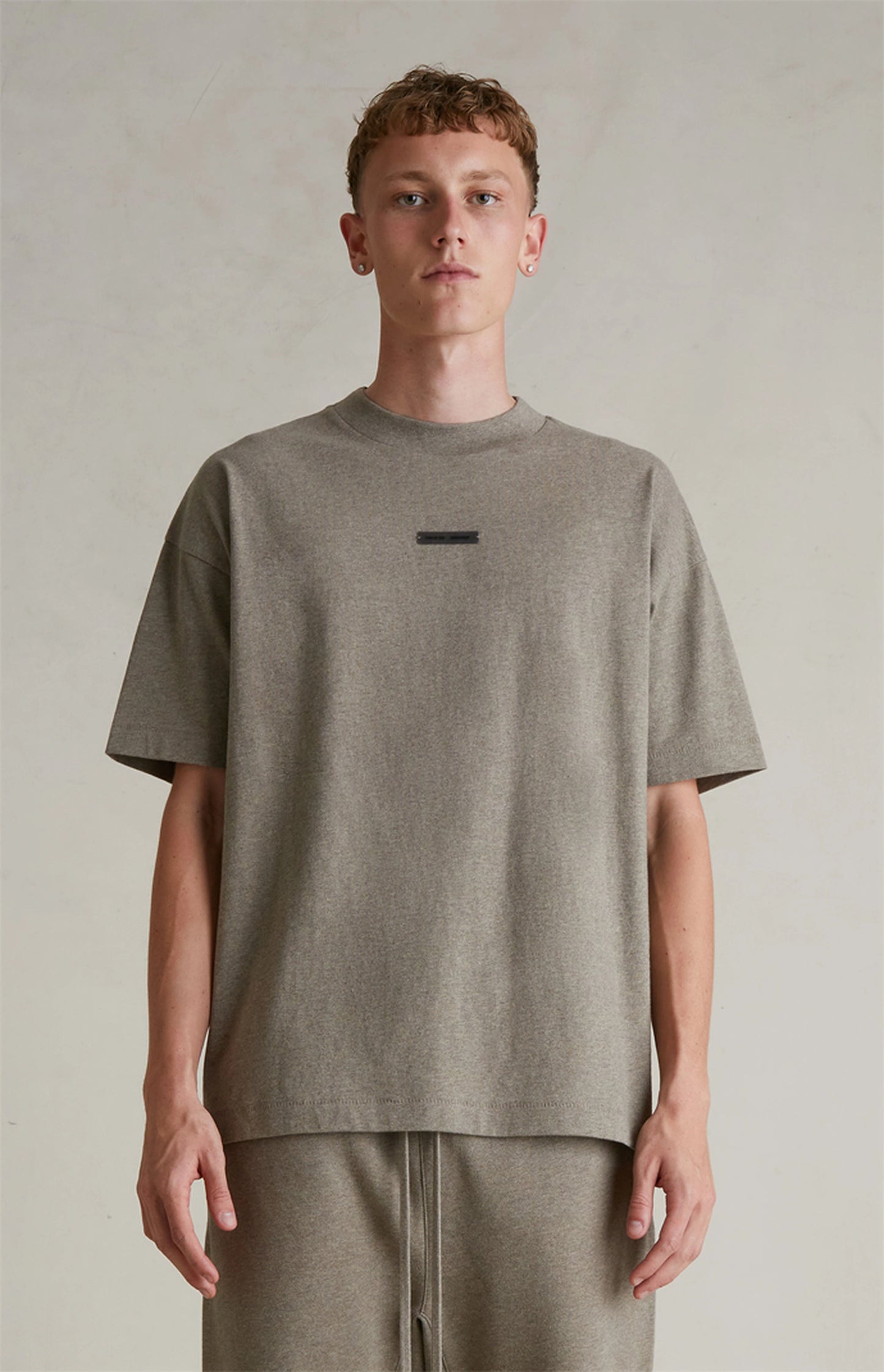 SP25 Essentials S-Shirt (Metallic Logo)